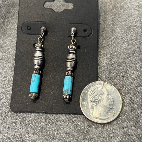 🌻3/$15 Two Pair Silvertone Turquoise Earrings - Picture 4 of 4